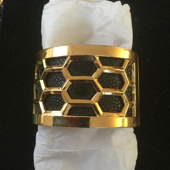 Kara Jewelry - Kara Ross black stingray patterned bracelet